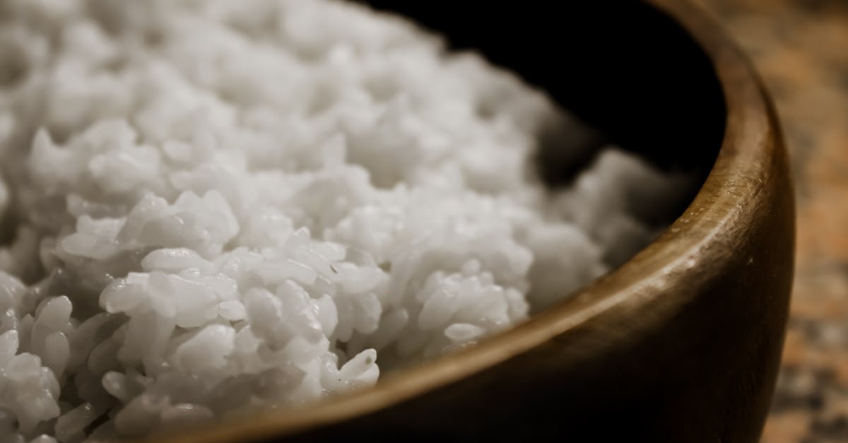 Calories in rice — cooked white and brown rice portions